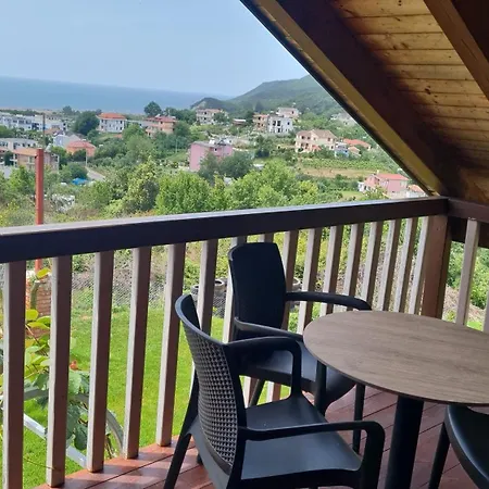 Sol Gjiri Lalzi * Durrës